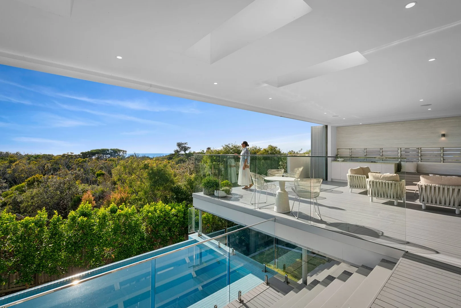 27 Marcus Dune Court, Castaways Beach QLD 4567