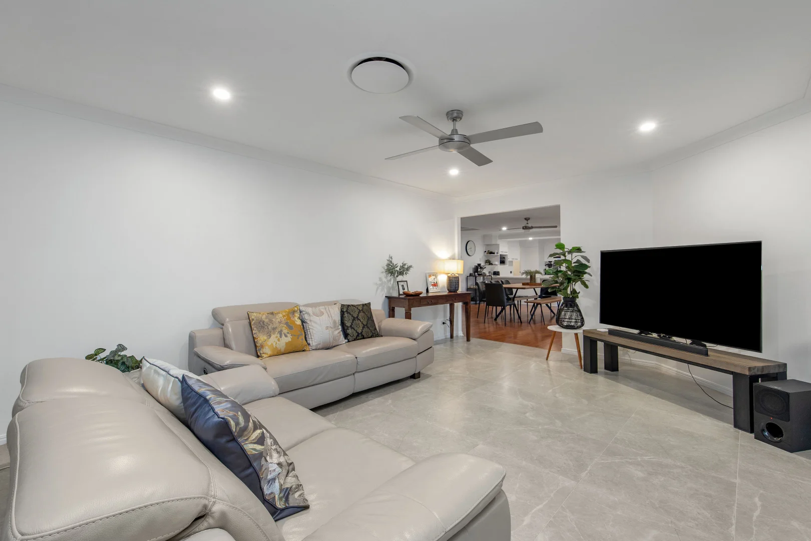 Additional image 17 of 43 Nottinghill Gate, Arundel QLD 4214