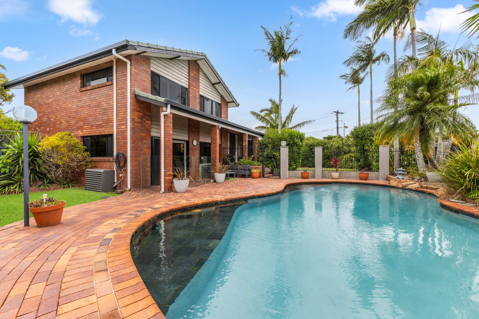 Additional image 4 of 1 Pamrick Crescent, Clontarf QLD 4019