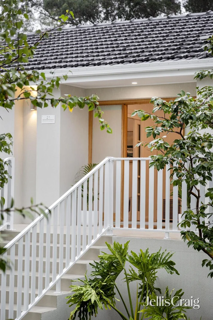 Additional image 3 of 21 Hyacinth Street, Briar Hill VIC 3088