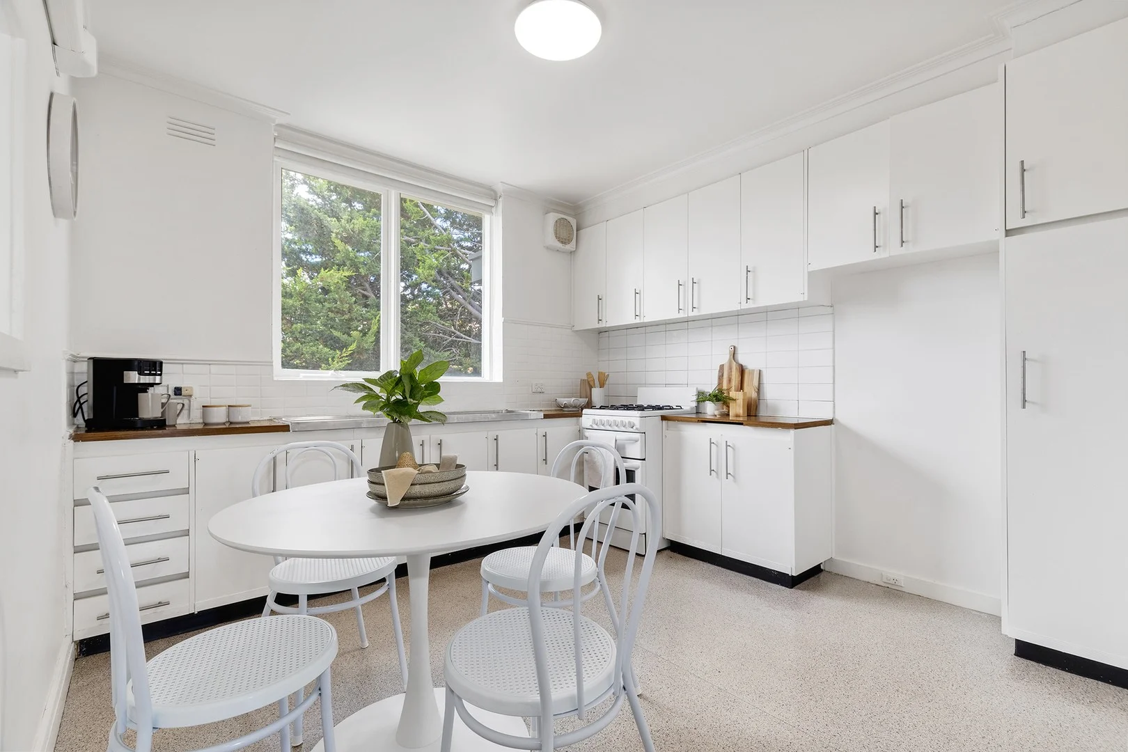 Additional image 2 of 10/1 Hartpury Avenue, Elwood VIC 3184