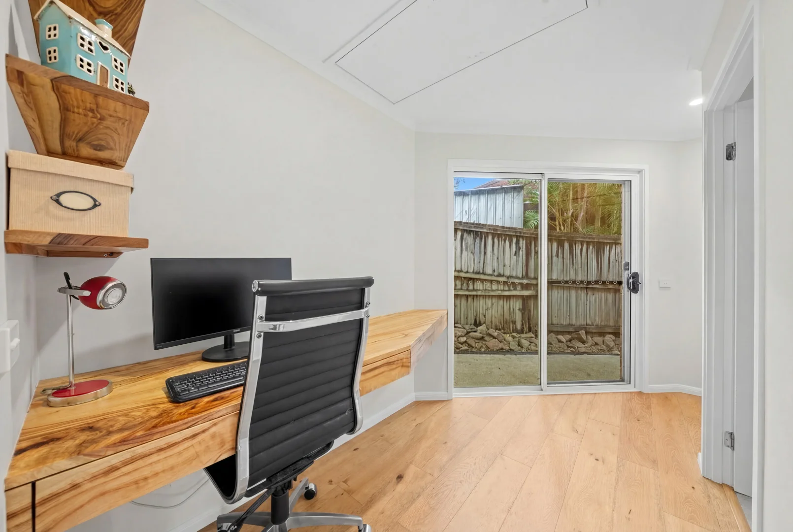Additional image 16 of 6 Design Place, Highland Park QLD 4211