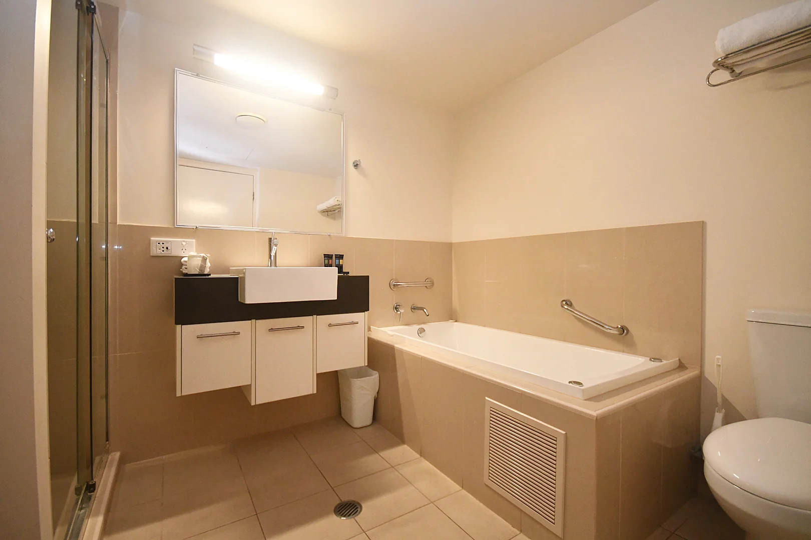 Additional image 7 of 122/628 Esplanade, Urangan QLD 4655