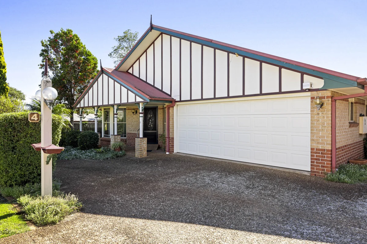 1/4 Barter Lane, Newtown QLD 4350