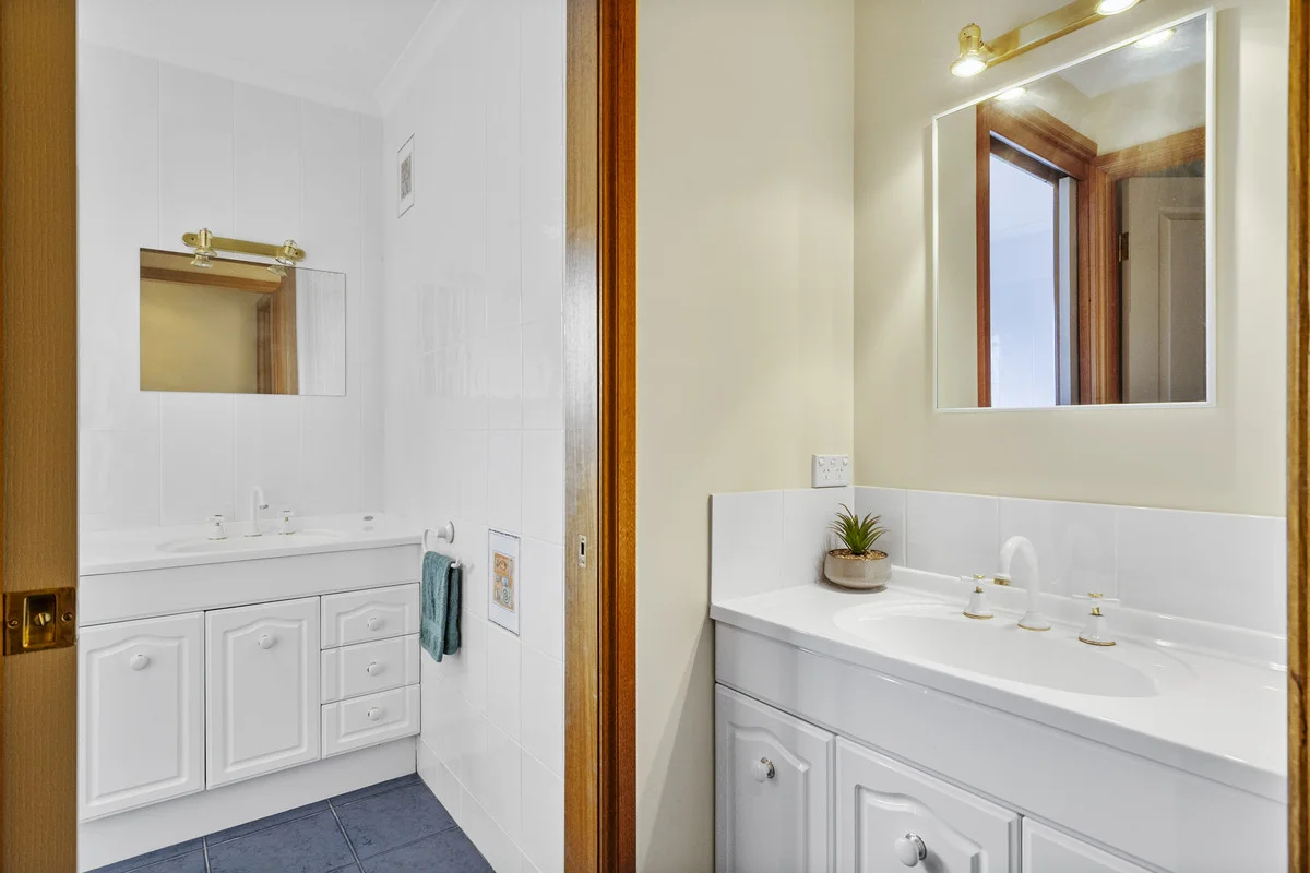 Additional image 26 of 18 Esplanade, Swansea TAS 7190