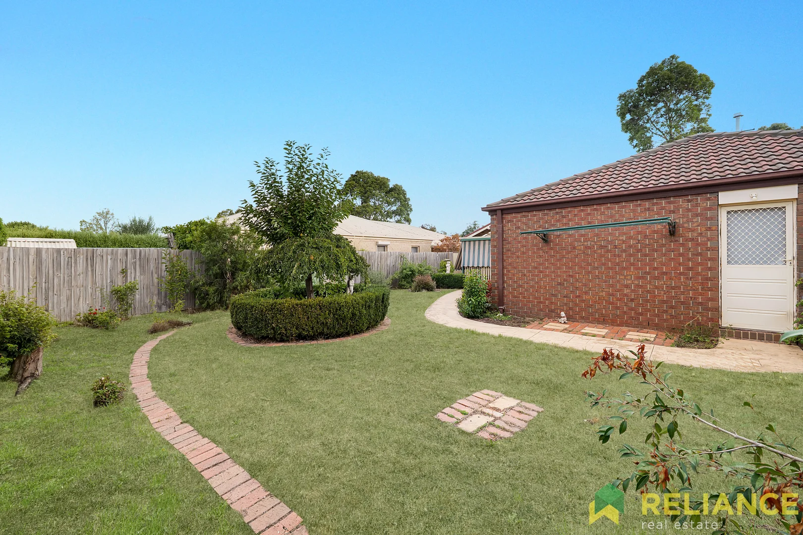 Additional image 21 of 17 Glenbrook Gardens, Brookfield VIC 3338