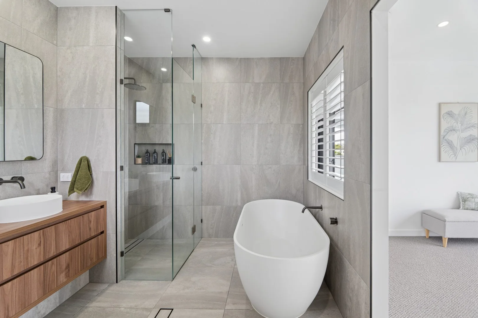 Additional image 18 of 8 Egret Avenue, Burleigh Waters QLD 4220