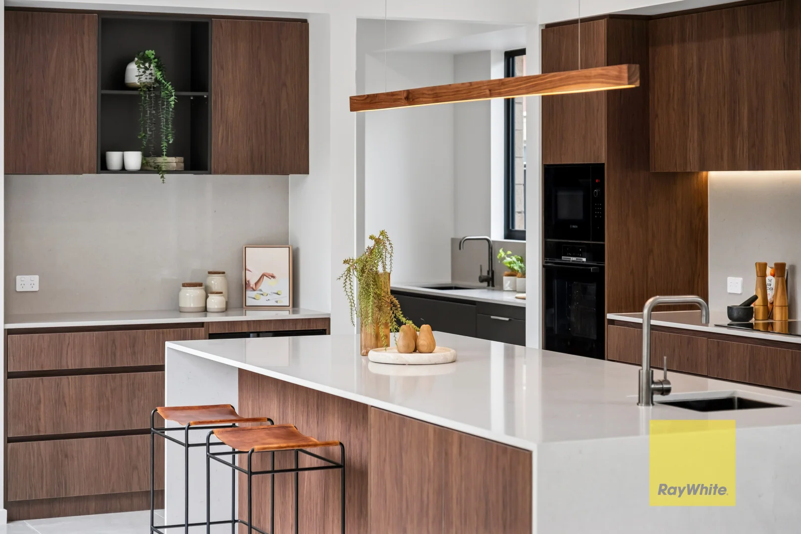 Additional image 3 of 13 Crestview Crescent, Kalamunda WA 6076