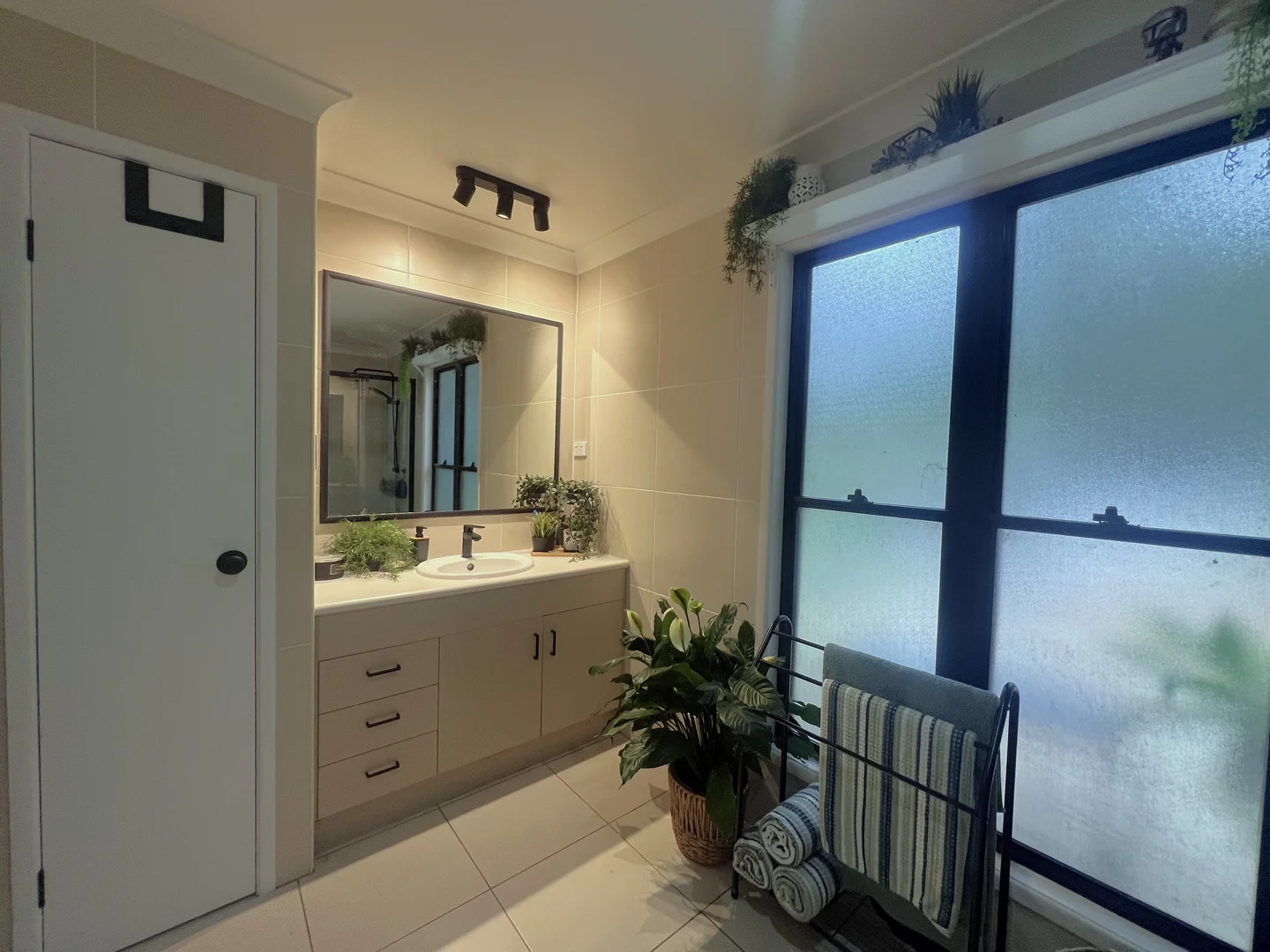 Additional image 13 of 297 Smith Cross Road, Devereux Creek QLD 4753