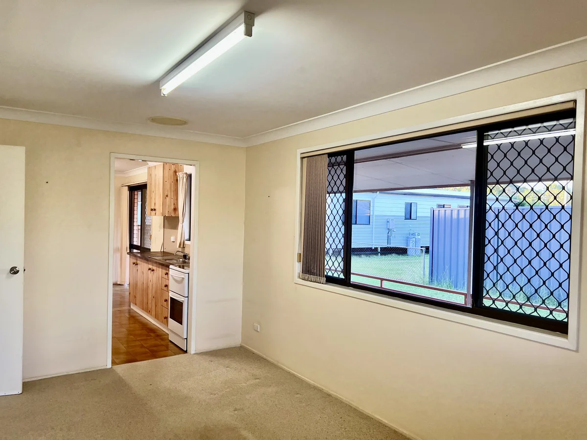 Additional image 4 of 2 Aubigny Road, Oakey QLD 4401