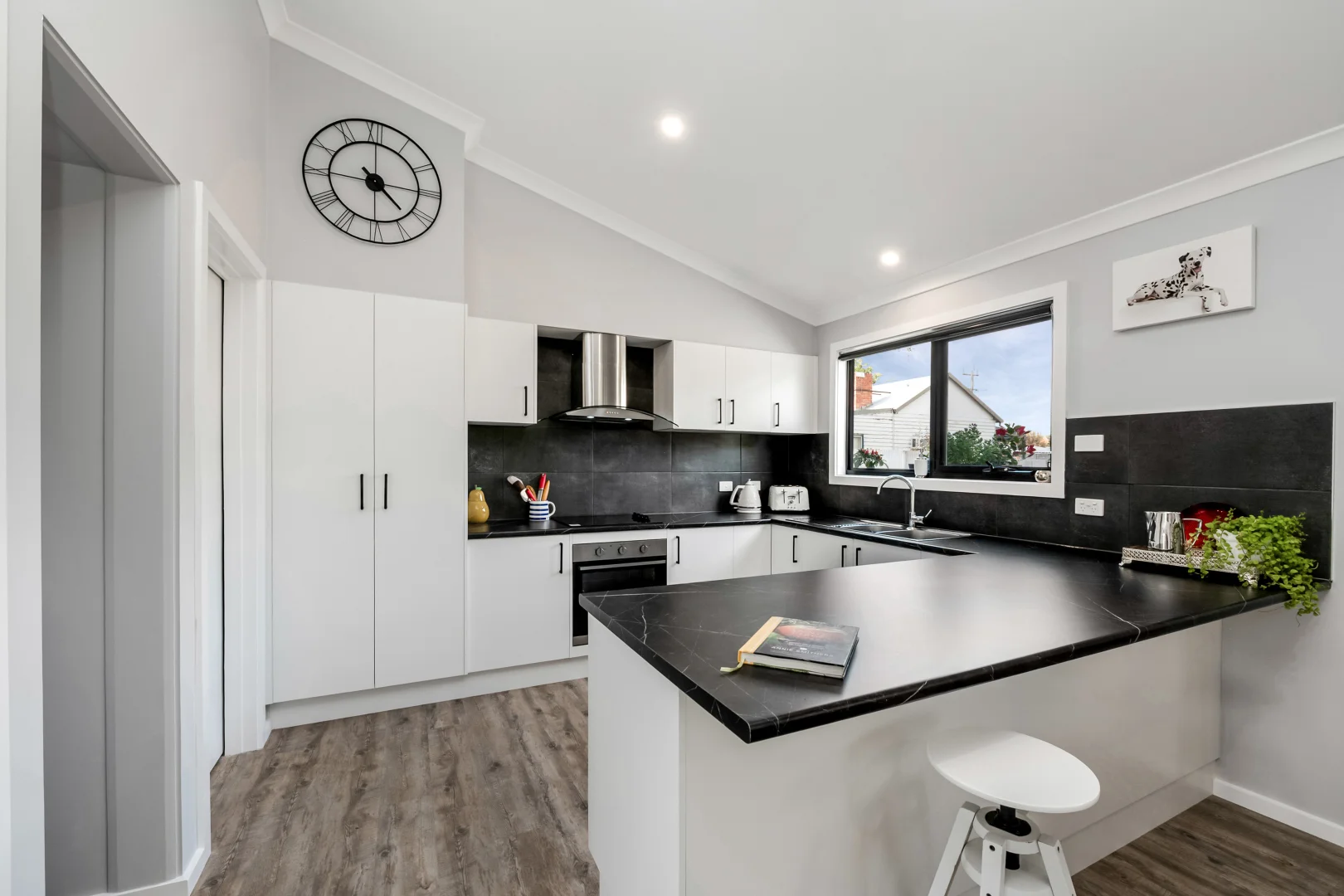 Additional image 6 of 2/228 High Street, Heathcote VIC 3523