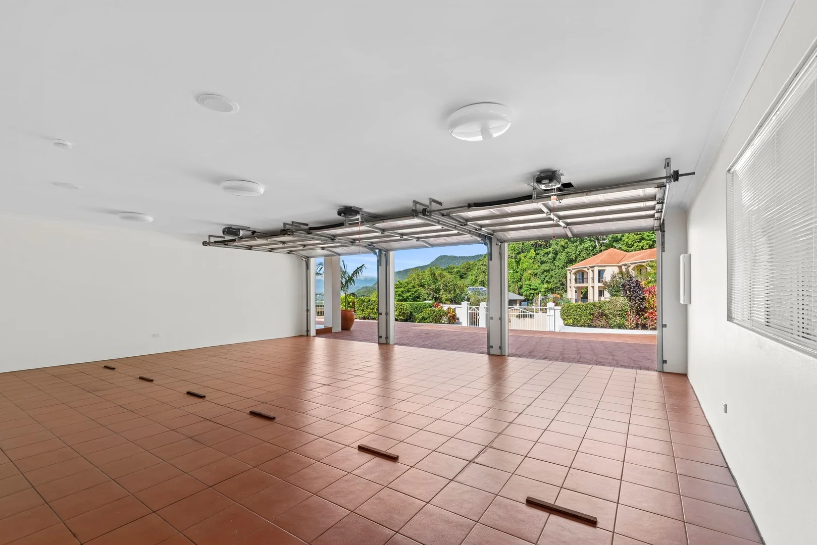 Additional image 24 of 14 Coreega Close, Mooroobool QLD 4870