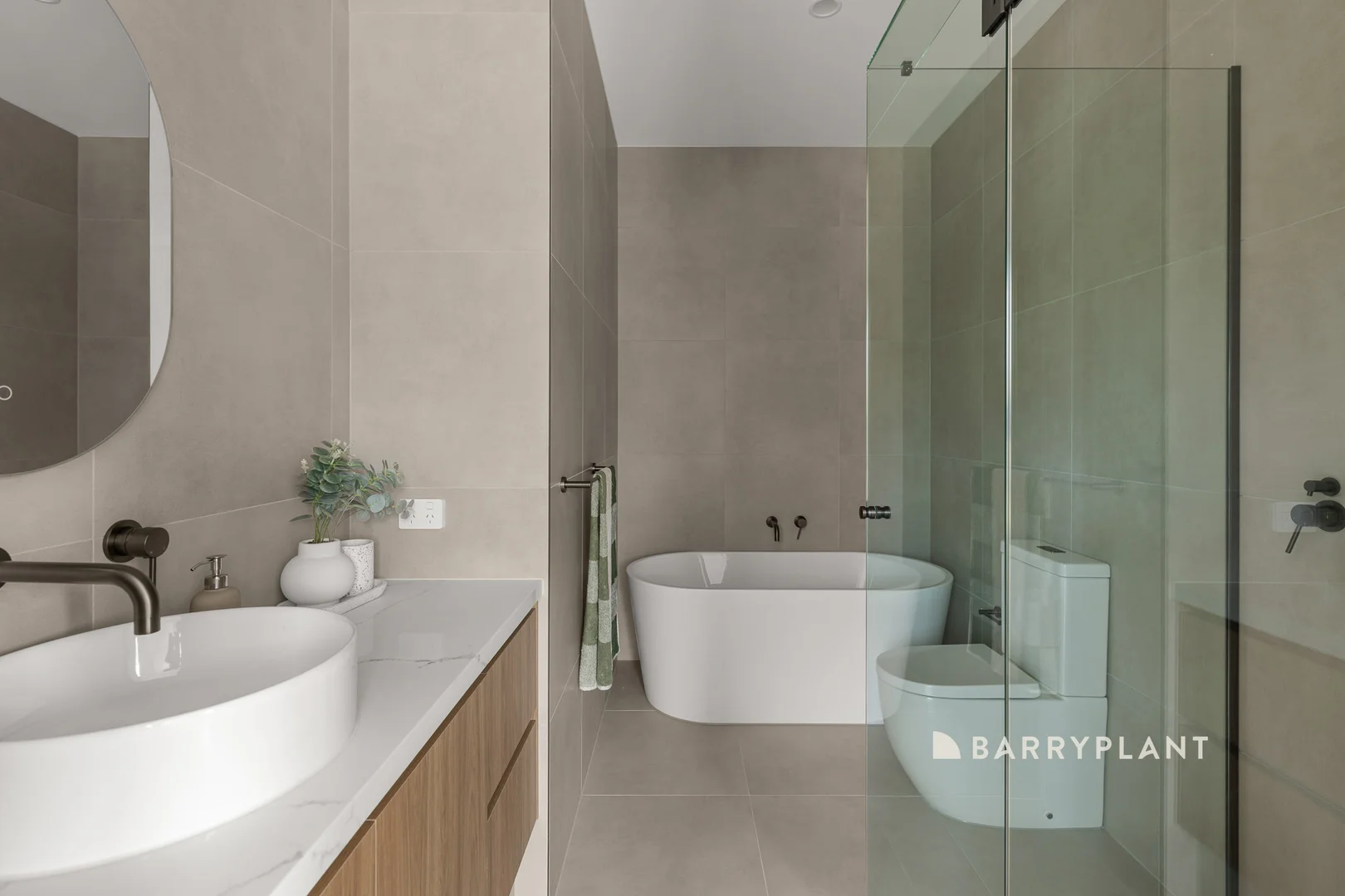 Additional image 27 of 1-2/37-39 Meadow Wood Walk, Narre Warren VIC 3805