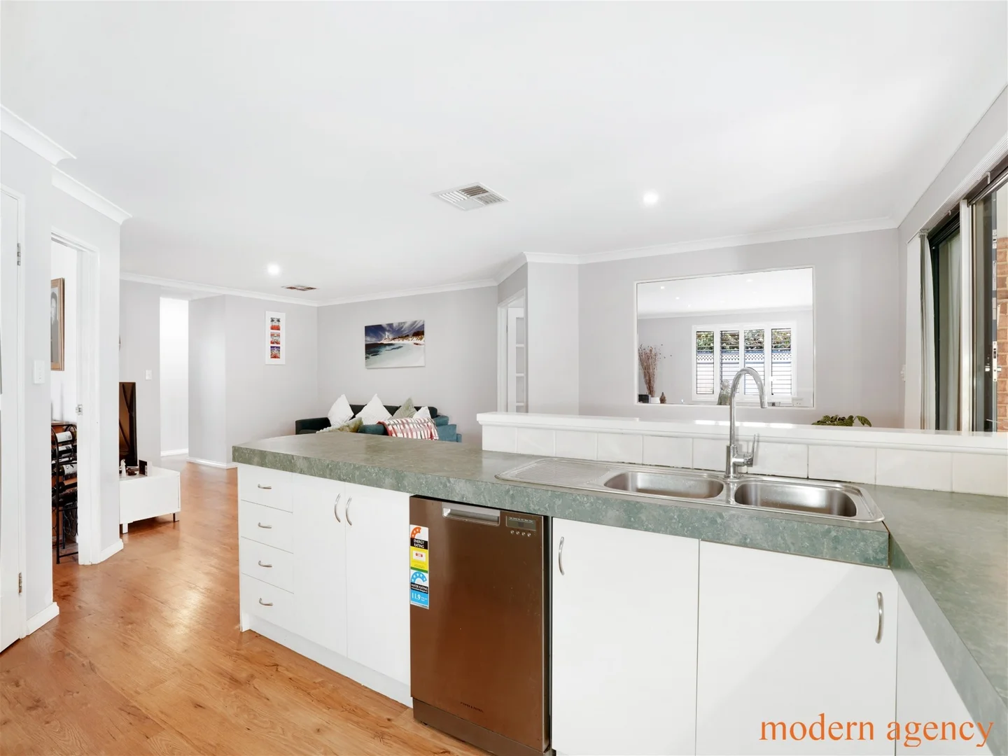 Additional image 21 of 5 Foxglove Avenue, High Wycombe WA 6057