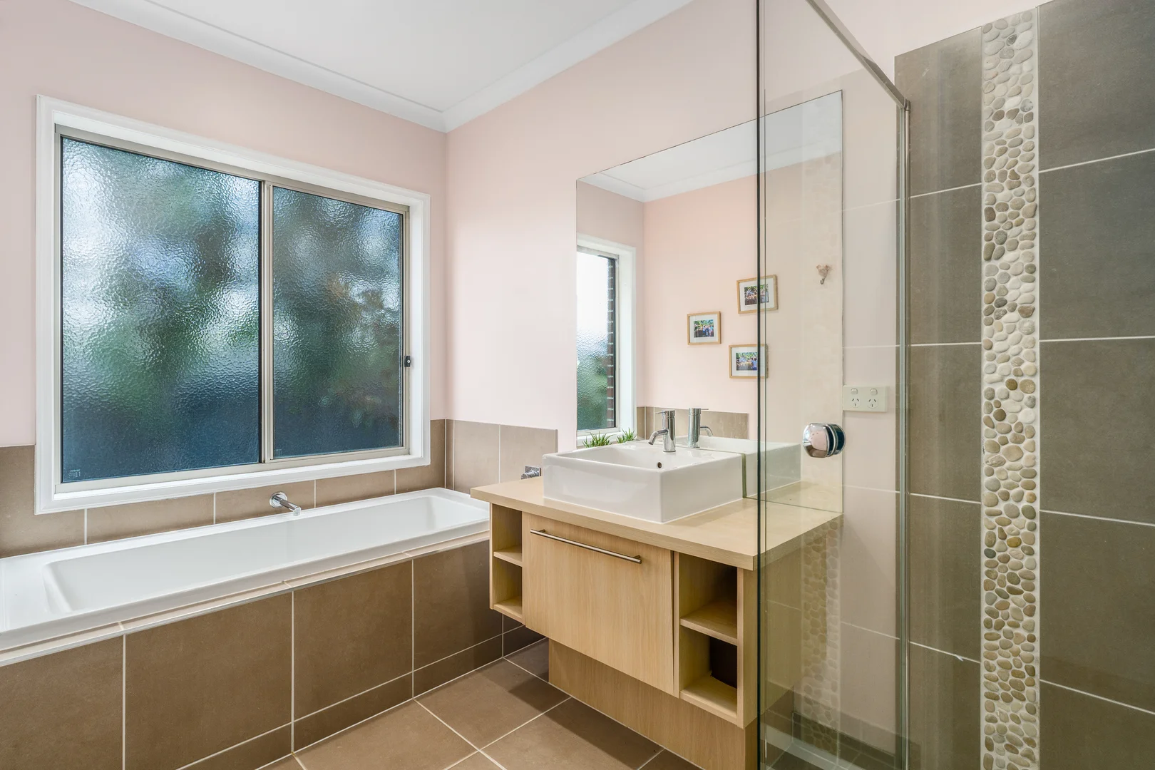 Additional image 10 of 12 The Glen, Drysdale VIC 3222