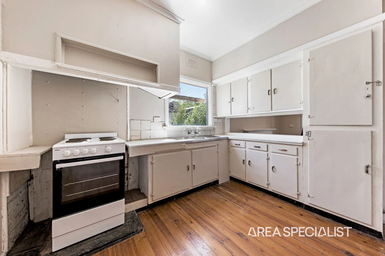 Additional image 7 of 2 Sybella Avenue, Koo Wee Rup VIC 3981