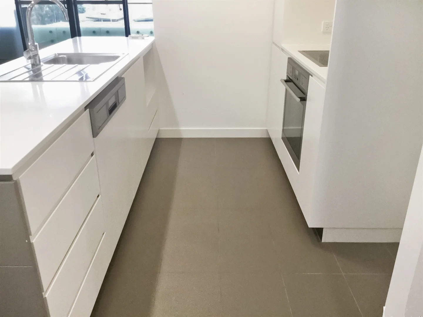 Additional image 4 of Lyons ACT 2606