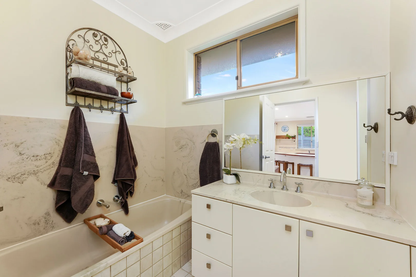 Additional image 11 of 12 Circulo Drive, Copacabana NSW 2251