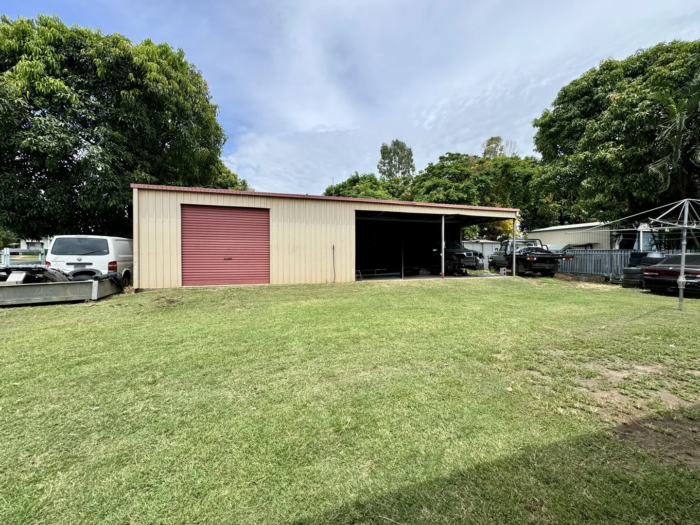 Additional image 2 of 33 KENNEDY Drive, Moranbah QLD 4744