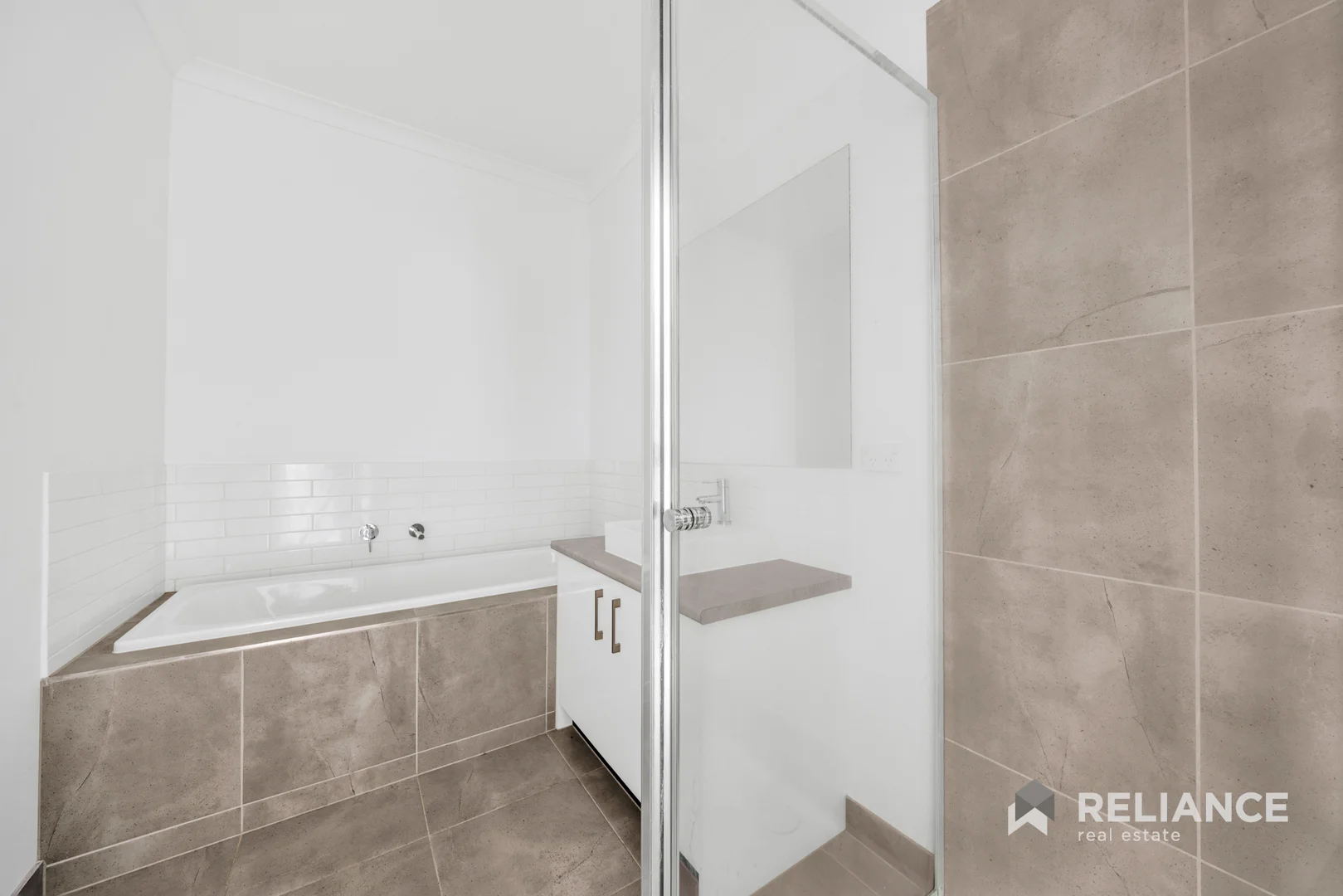 Additional image 12 of 9 Zesty Walk, Manor Lakes VIC 3024