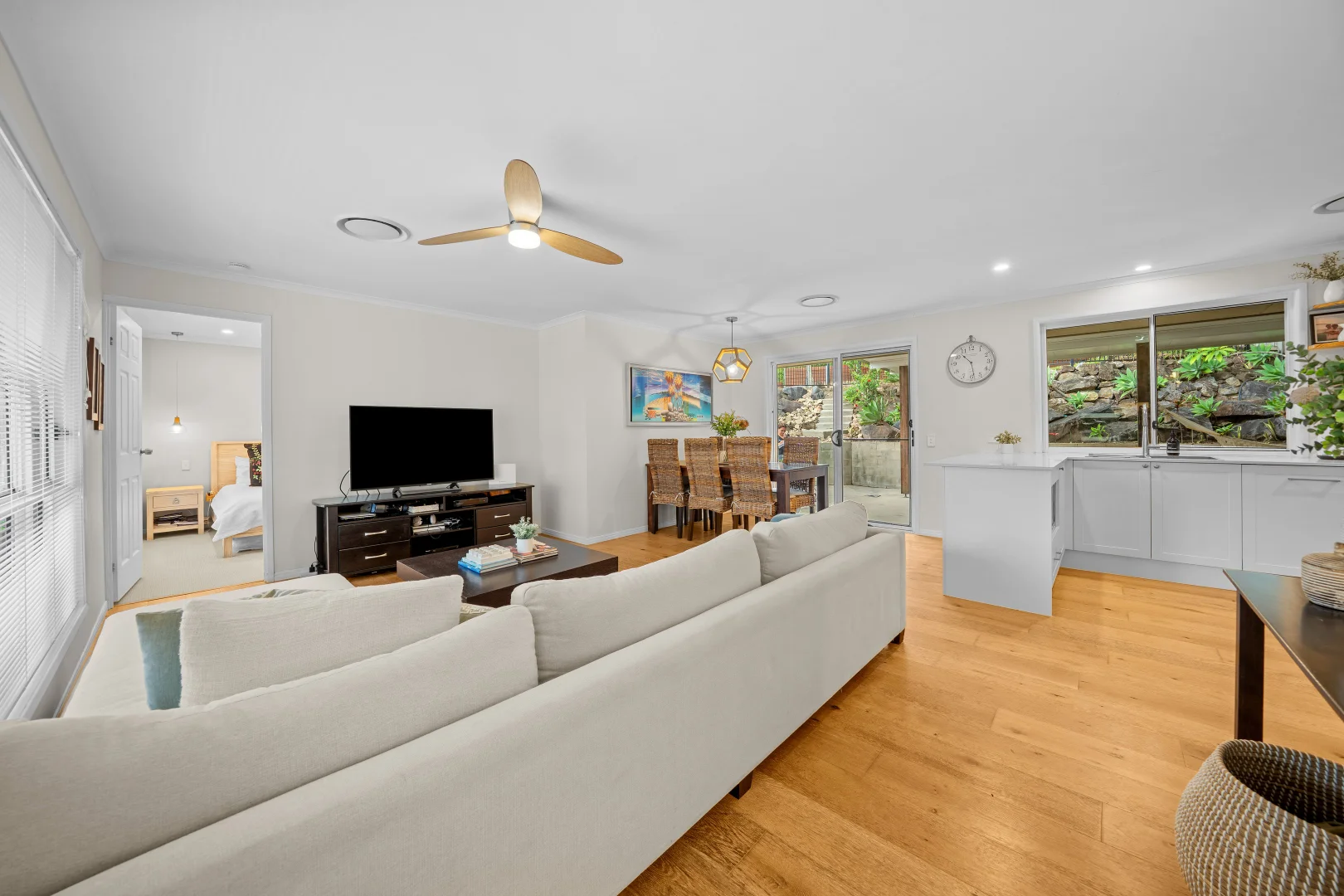 Additional image 3 of 6 Design Place, Highland Park QLD 4211
