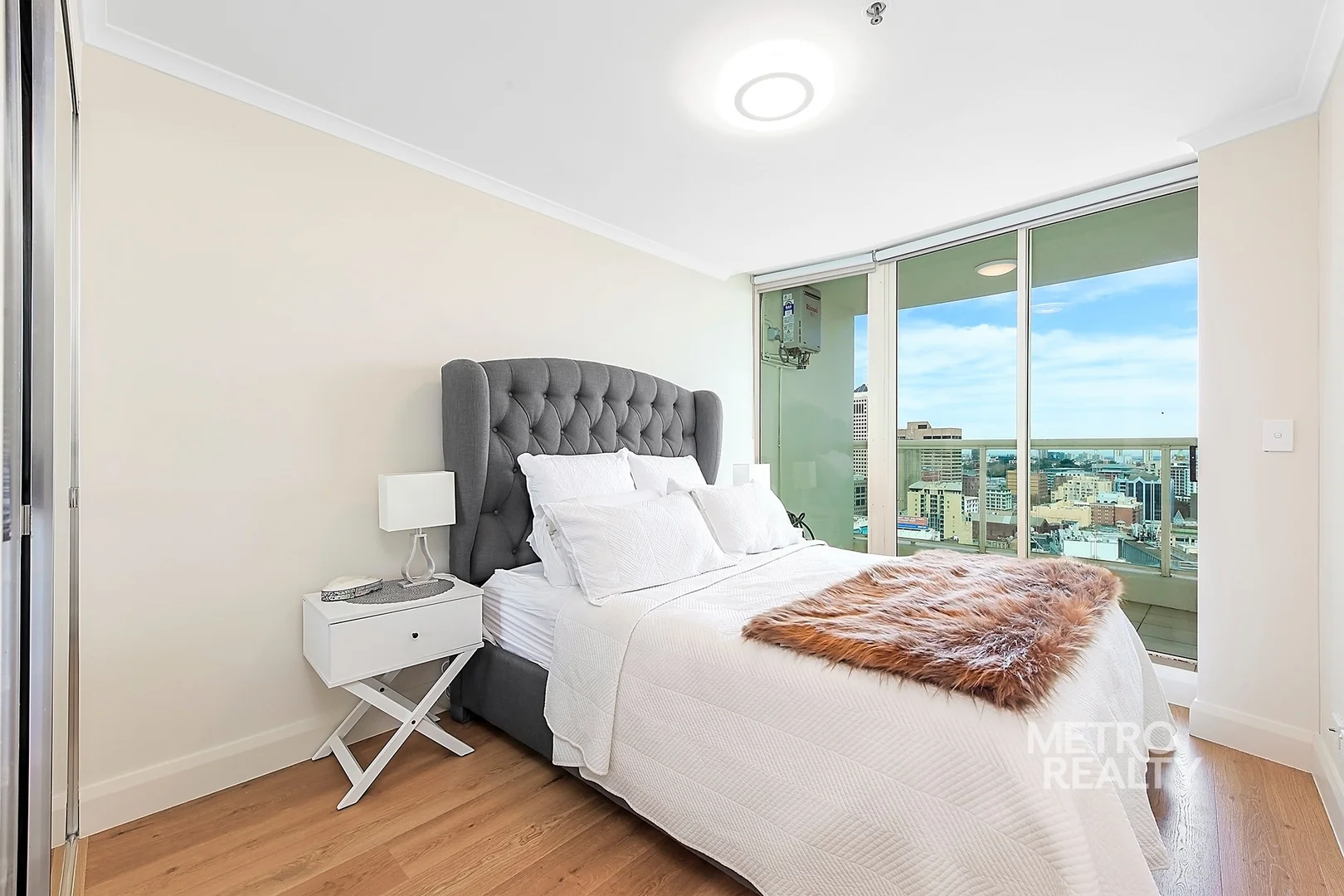 Additional image 9 of 2503/348-352 Sussex Street, Sydney NSW 2000