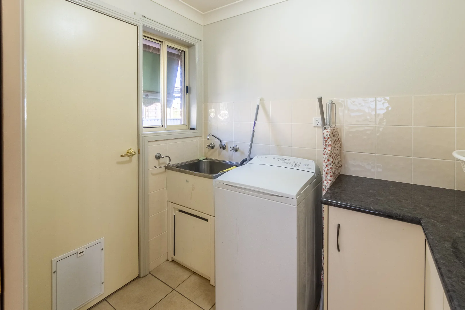 Additional image 10 of 1/139 Anzac Street, Temora NSW 2666