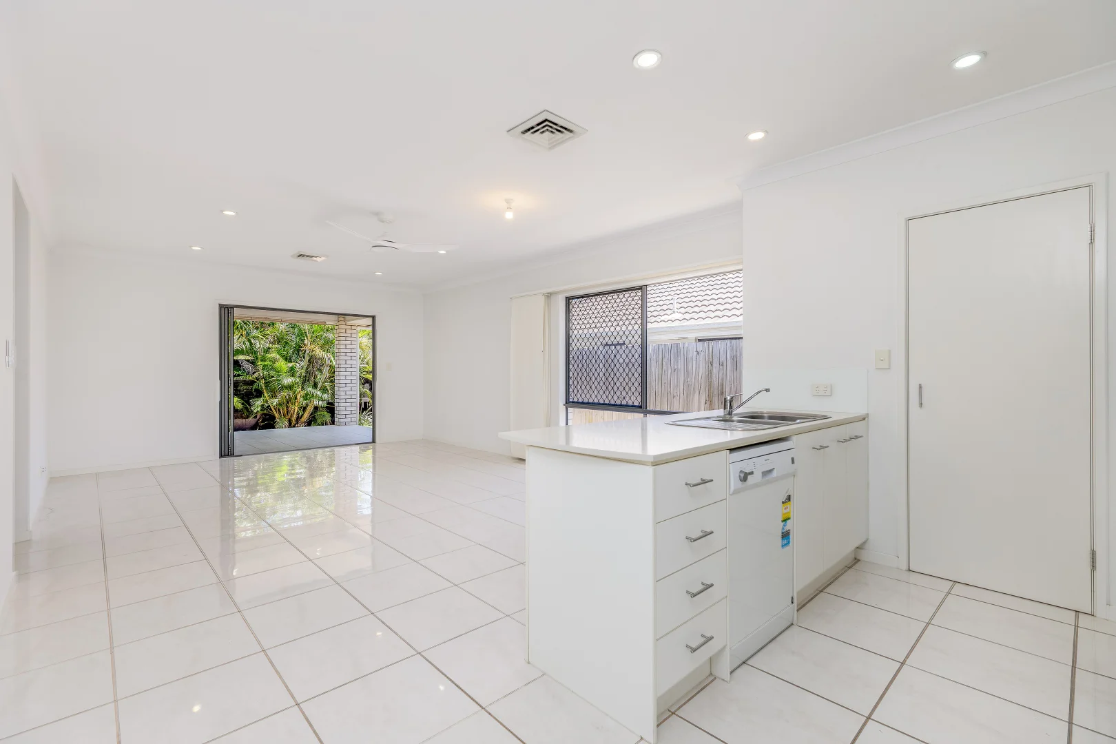 Additional image 10 of 22 Denham Crescent, North Lakes QLD 4509