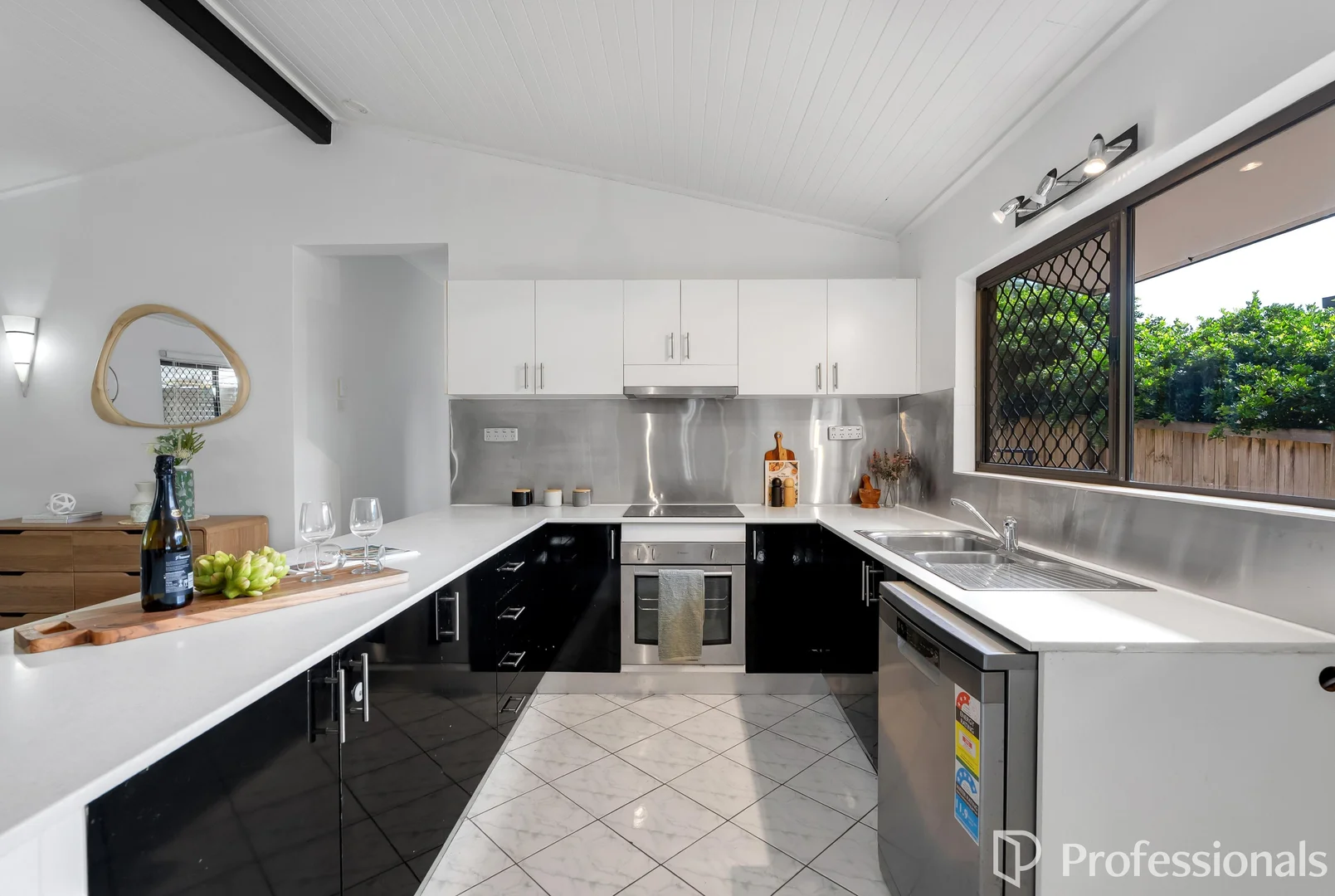 Additional image 8 of 10 Cicero Close, Mooroobool QLD 4870