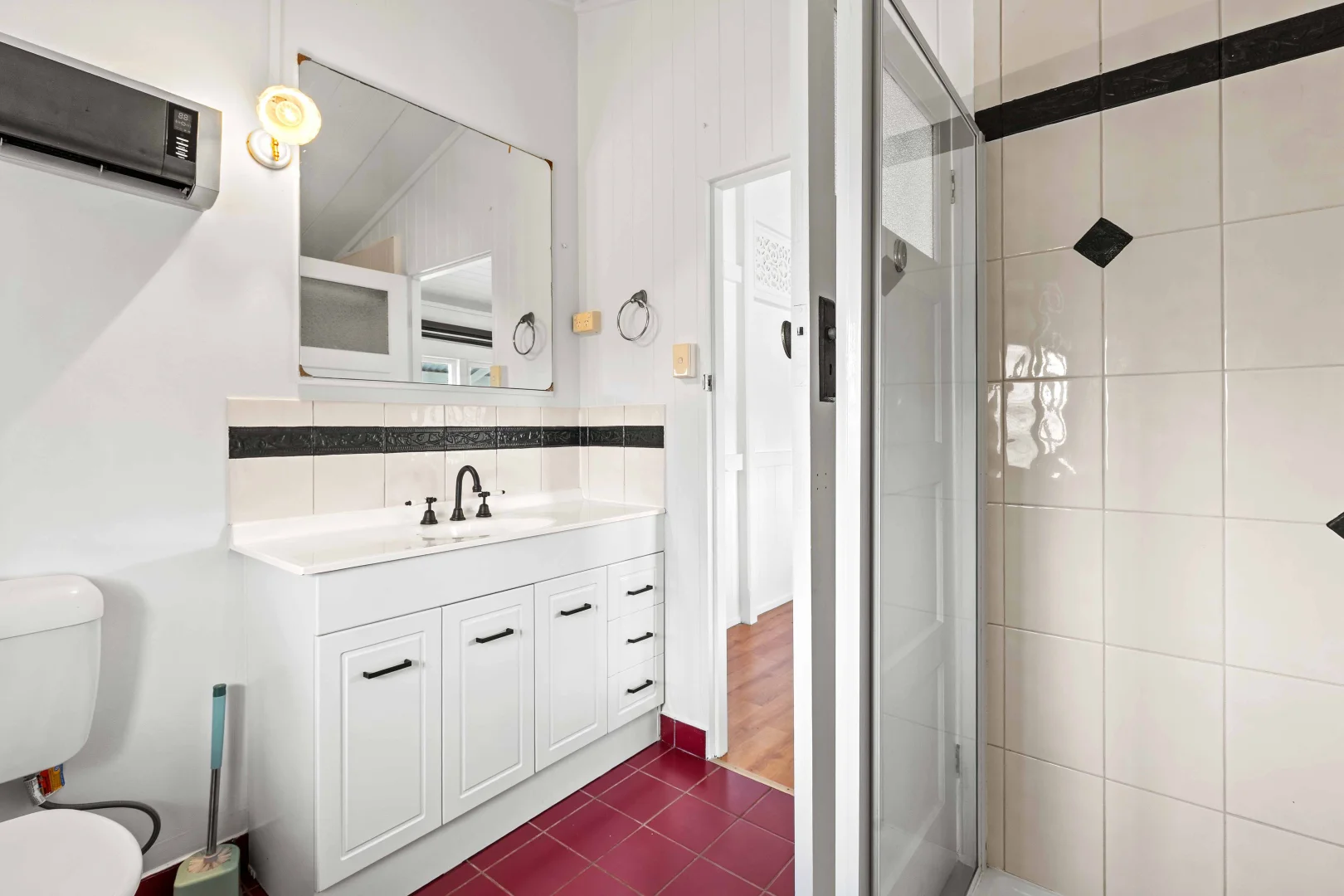 Additional image 9 of 8 Nuneaton Street, Maryborough QLD 4650