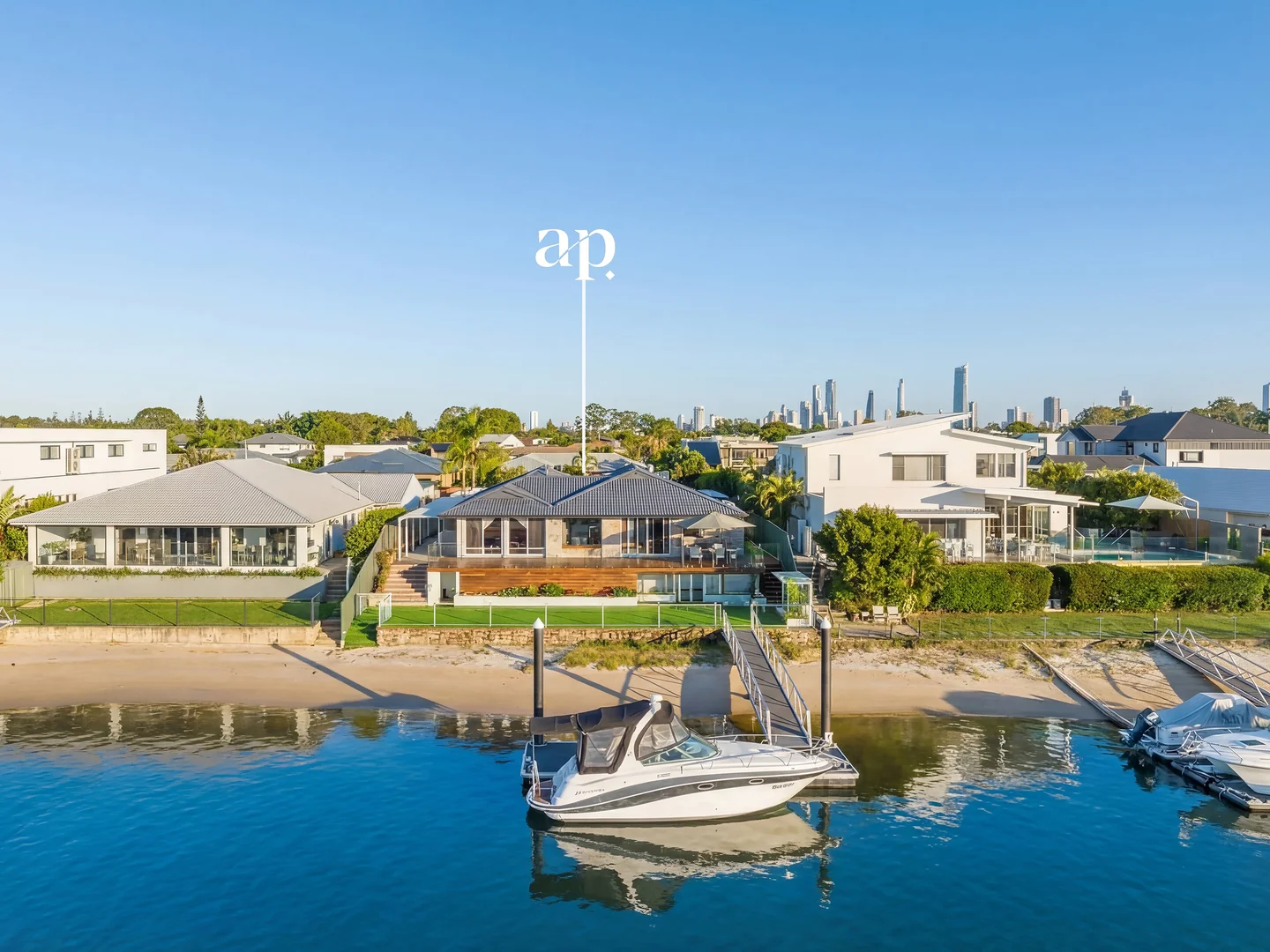 15 Yunga Court, Broadbeach Waters QLD 4218