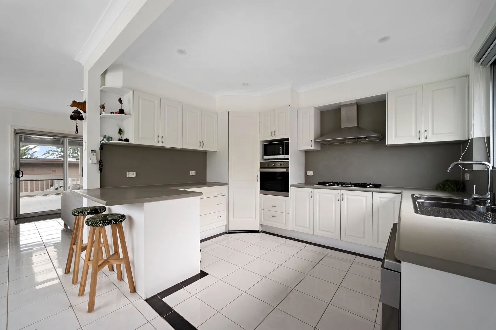 Additional image 3 of 33 Nursery Avenue, Frankston VIC 3199