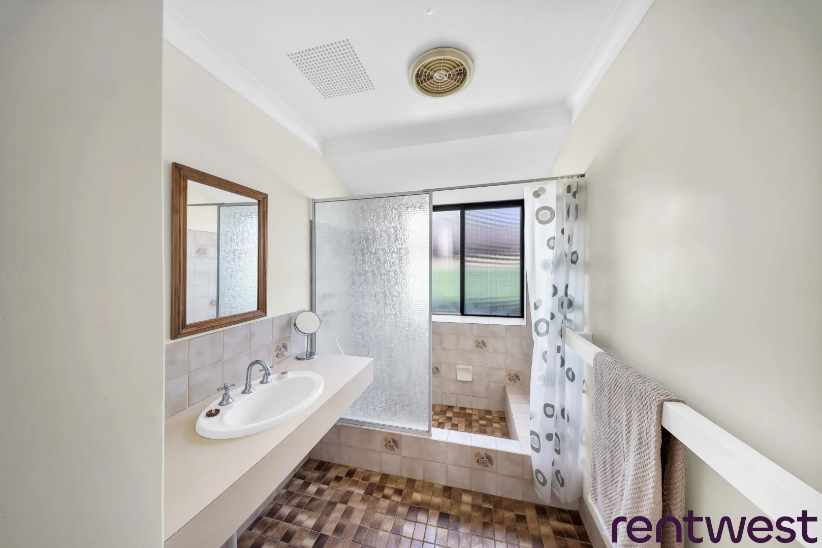 Additional image 13 of 48 Kellerman Way, Gosnells WA 6110