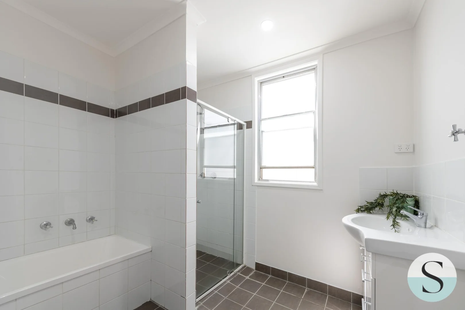 Additional image 31 of 24 Marks Parade, Marks Point NSW 2280