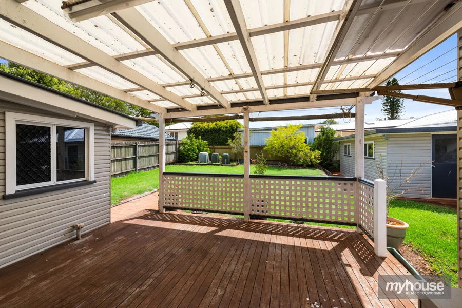 Additional image 12 of 27 Beelbee Street, Harristown QLD 4350