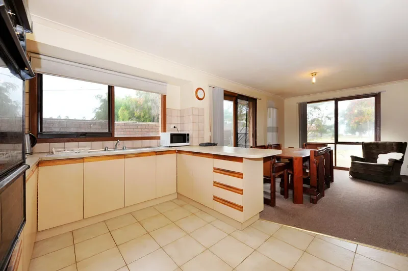 Additional image 4 of 1 & 2/229 Queen Street, Altona VIC 3018