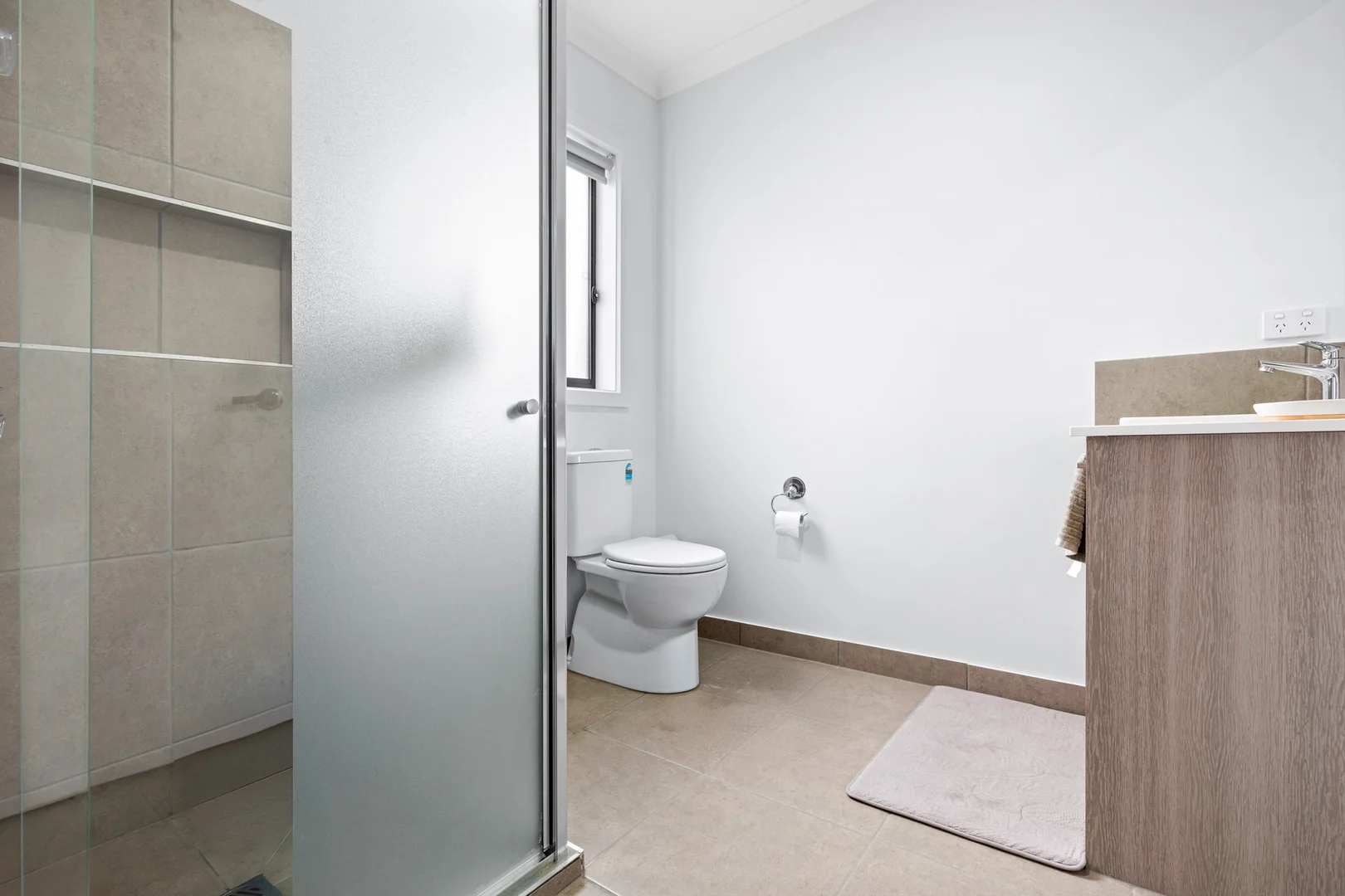 Additional image 11 of 195 Maracana Avenue, Manor Lakes VIC 3024