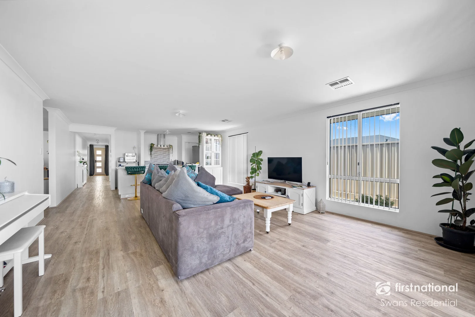 Additional image 5 of 16 Venetian Road, Eglinton WA 6034