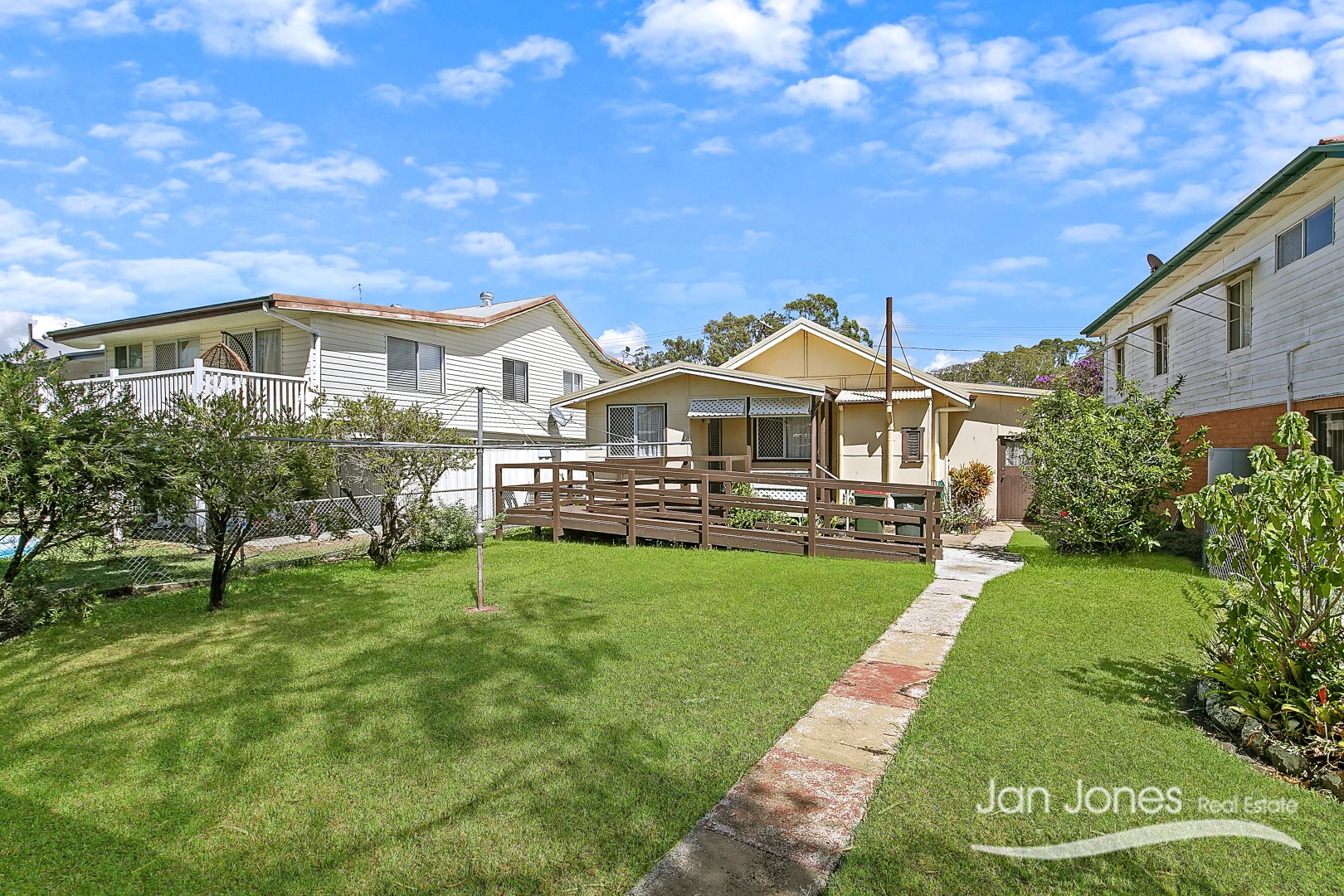 Additional image 6 of 16 Valerie Street, Clontarf QLD 4019
