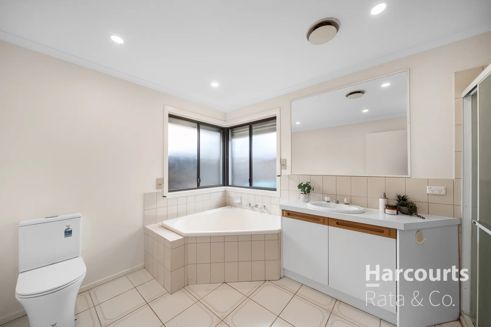 Additional image 10 of 108 Prince of Wales Avenue, Mill Park VIC 3082