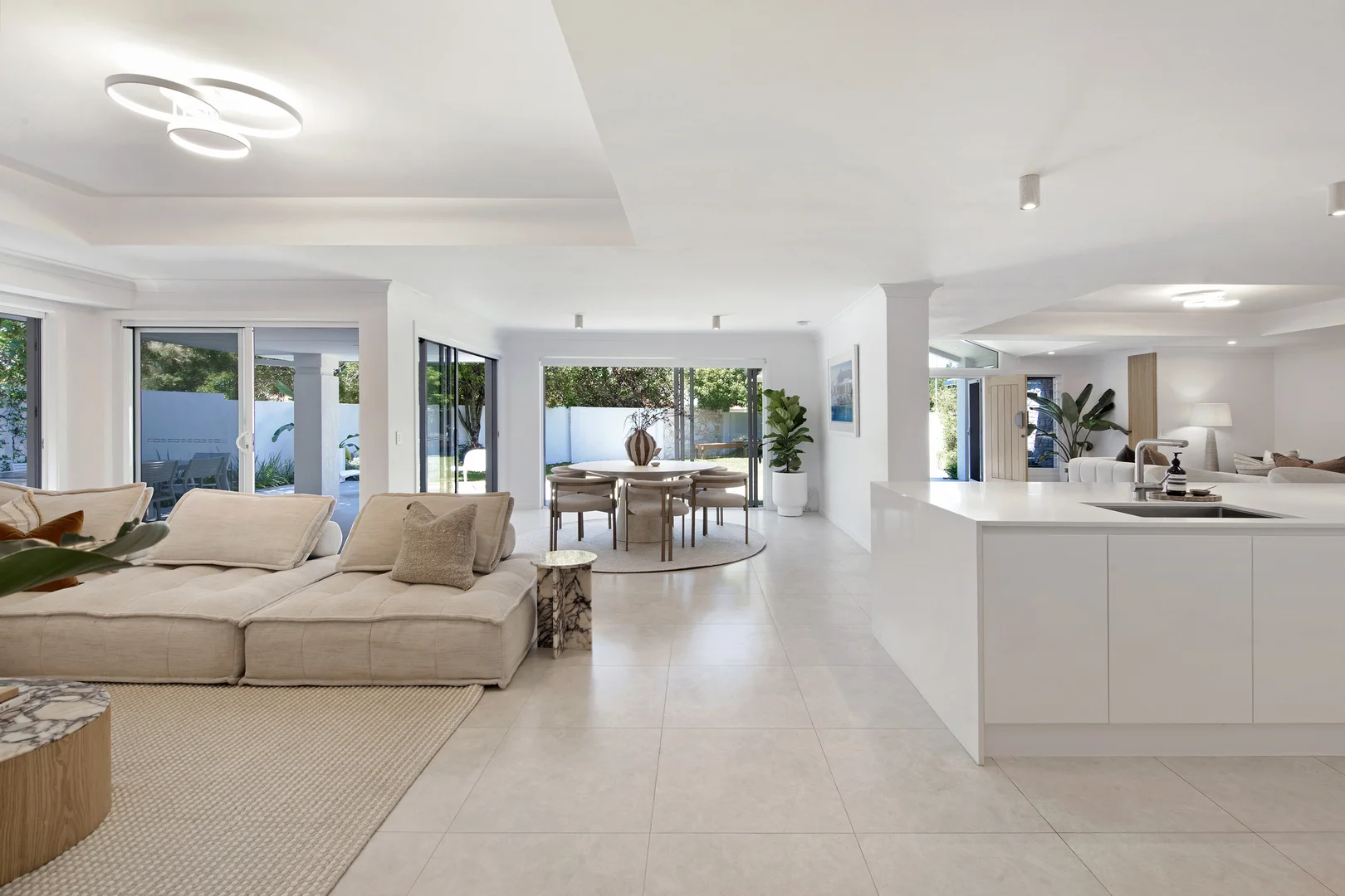 Additional image 9 of 25 Karabella Court, Mermaid Waters QLD 4218