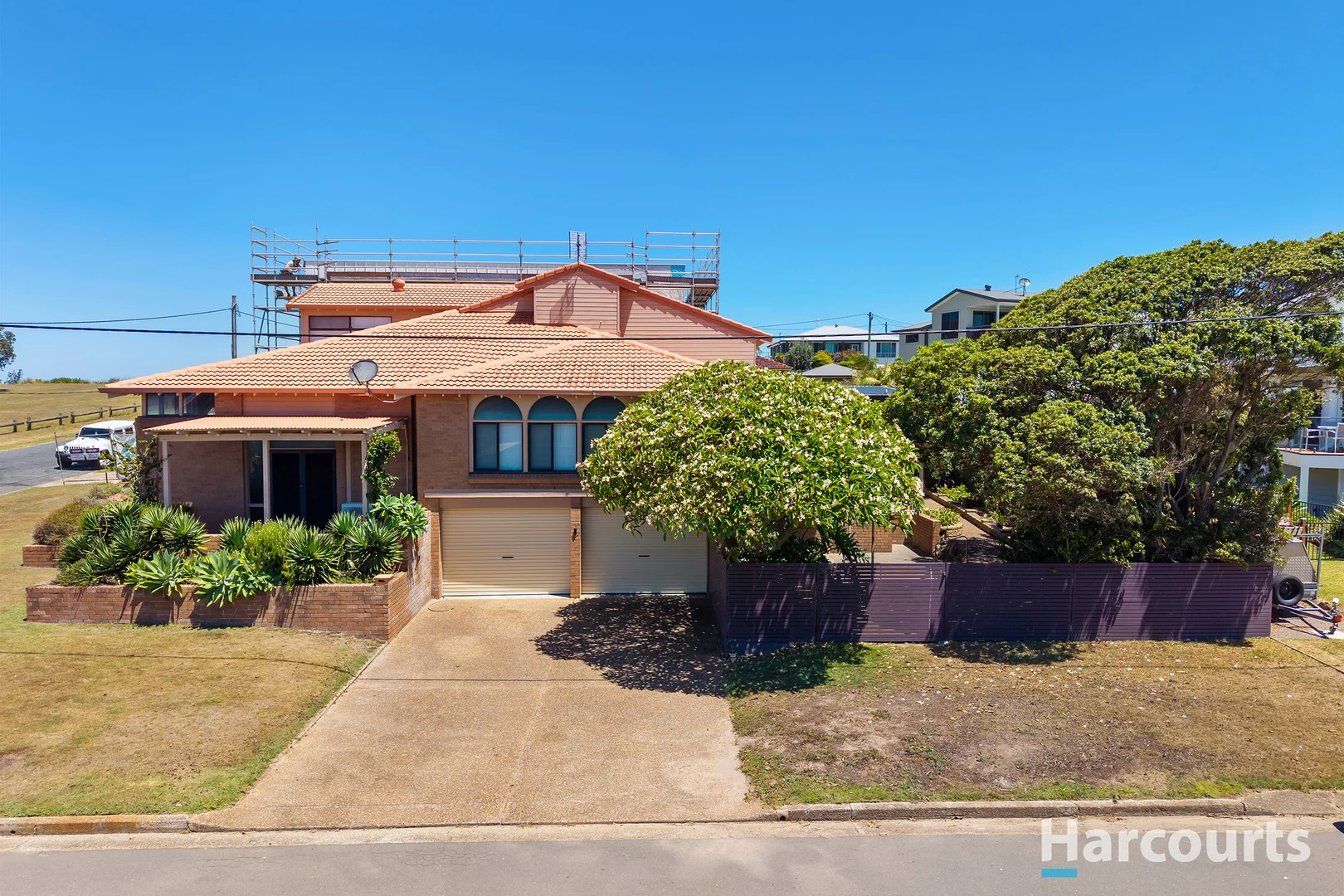 Additional image 21 of 19 The Esplanade, Caves Beach NSW 2281