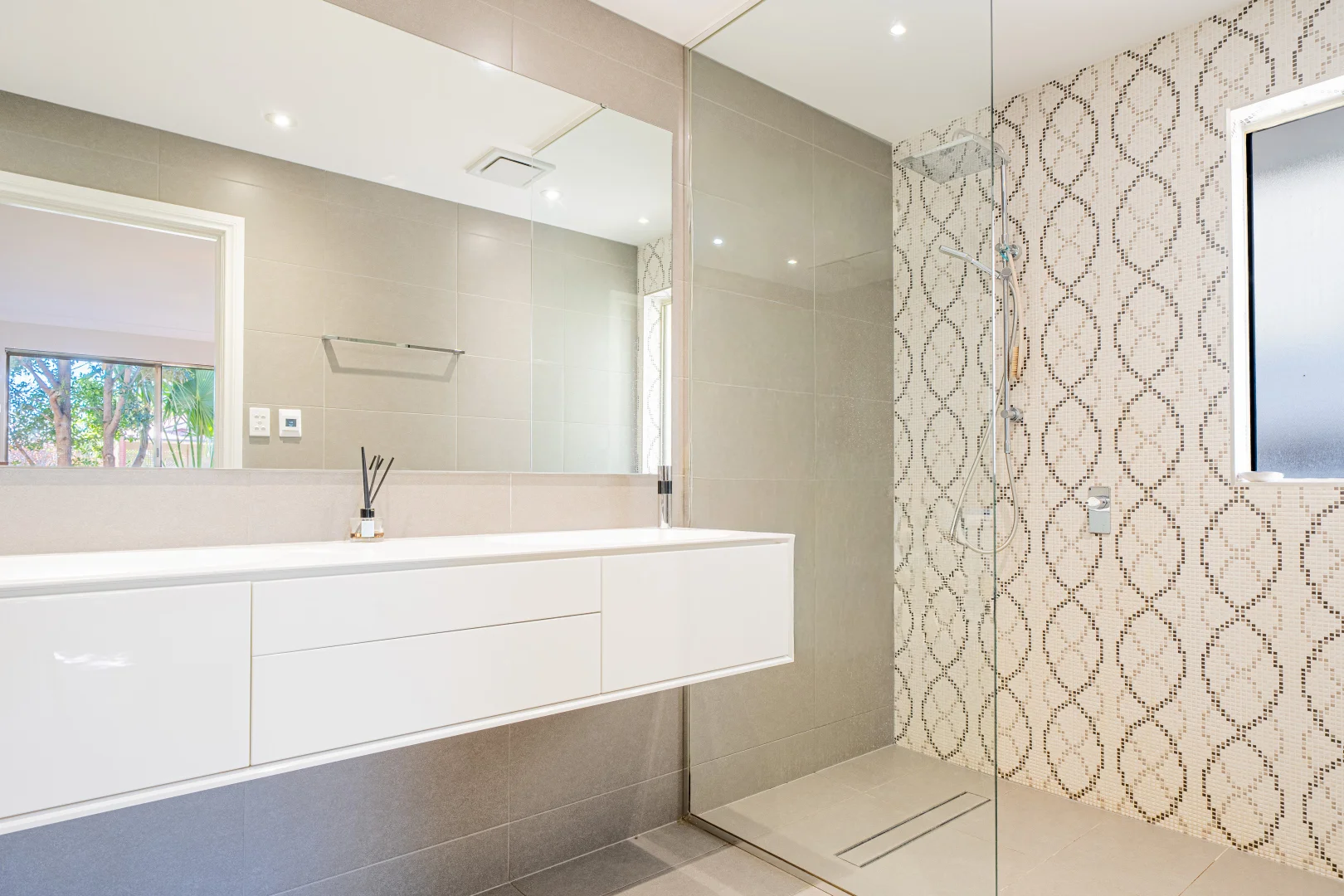 Additional image 17 of 16 Riverina Way, Hannans WA 6430