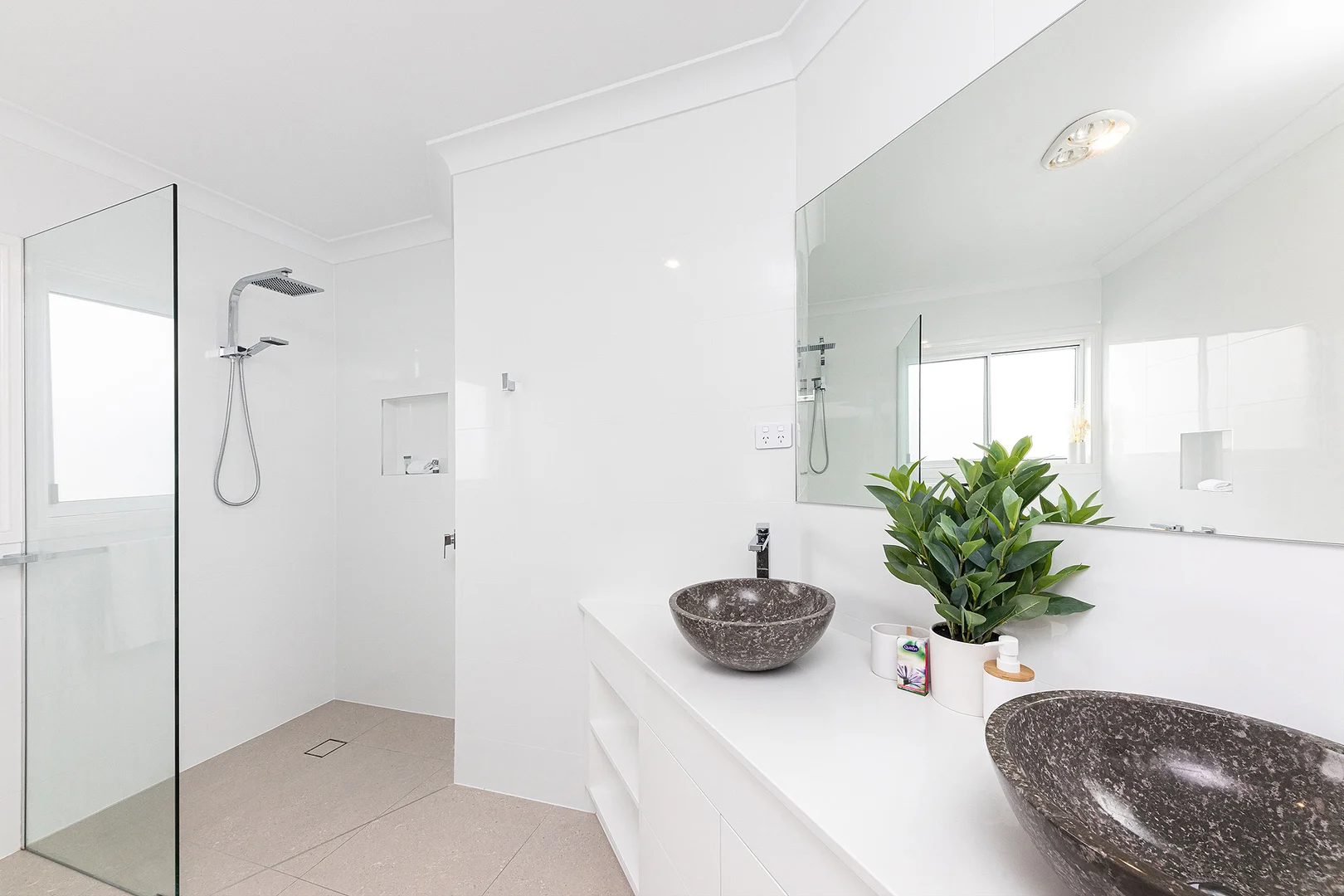 Additional image 7 of 2/32 Lewis St, Old Bar NSW 2430