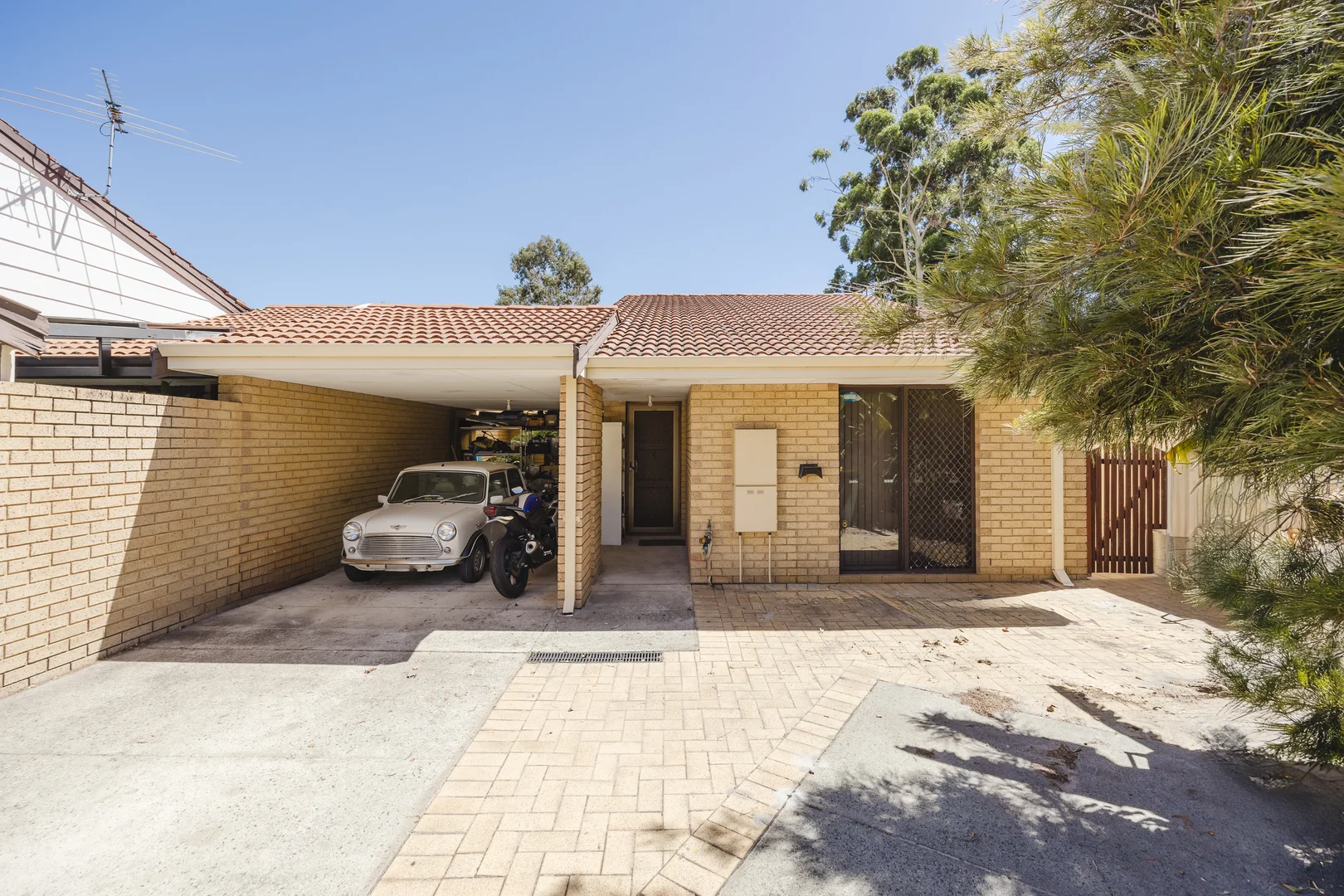 Additional image 2 of 12 Juniper Place, Ballajura WA 6066