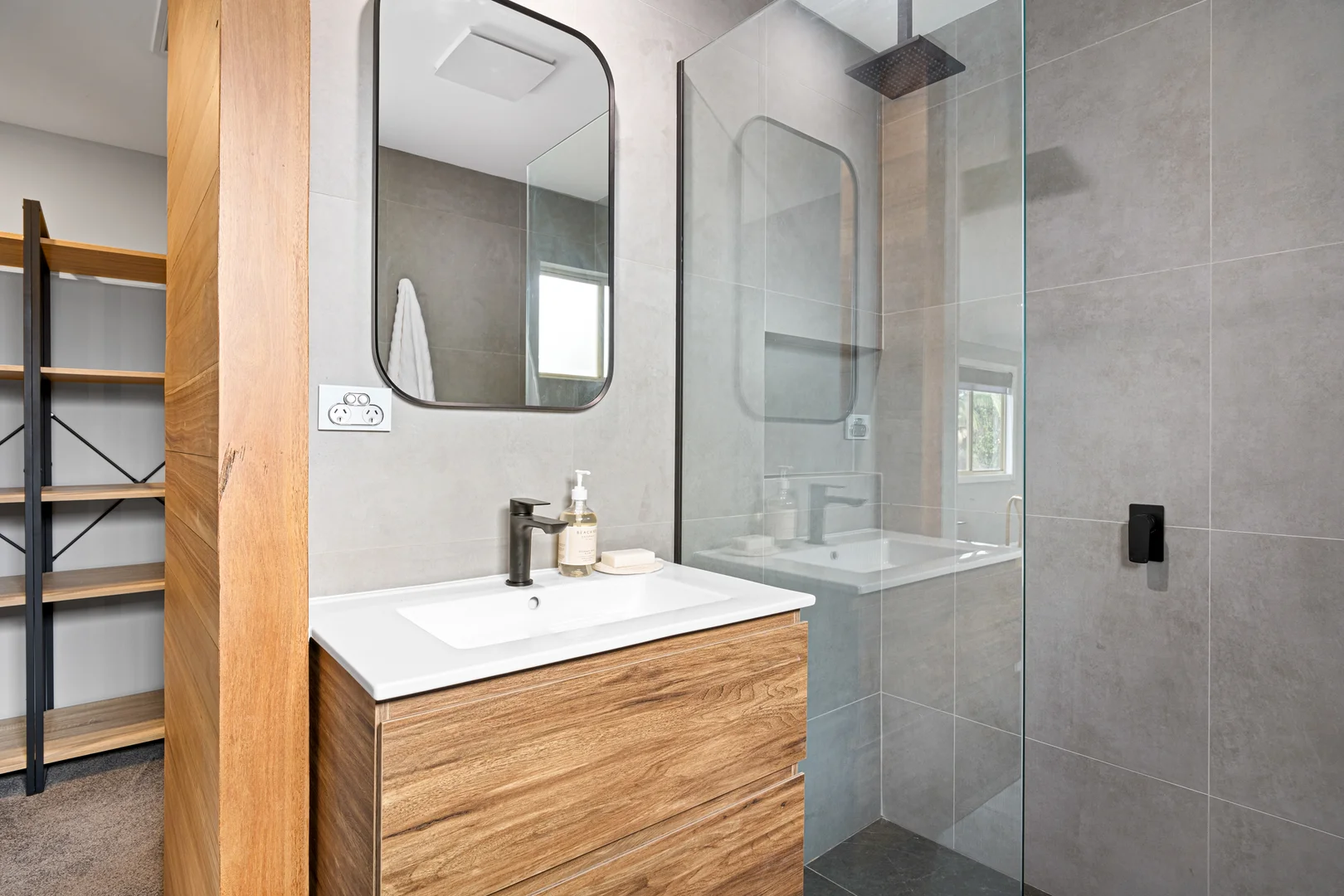 Additional image 9 of 14 Railway Crescent, Belmont North NSW 2280