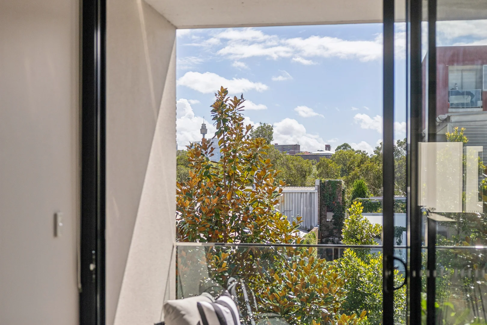 Additional image 4 of 38/6 Danks Street, Waterloo NSW 2017