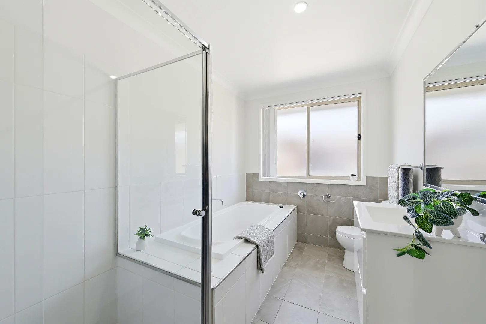 Additional image 8 of 4/15B Racewyn Close, Port Macquarie NSW 2444