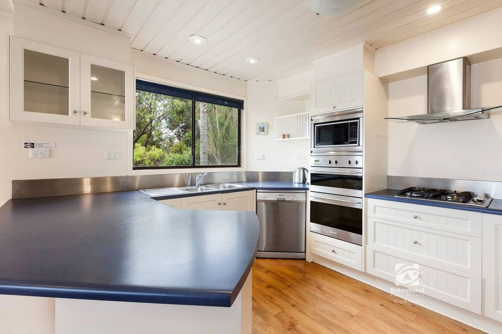 Additional image 12 of 28 View Street, Lakes Entrance VIC 3909