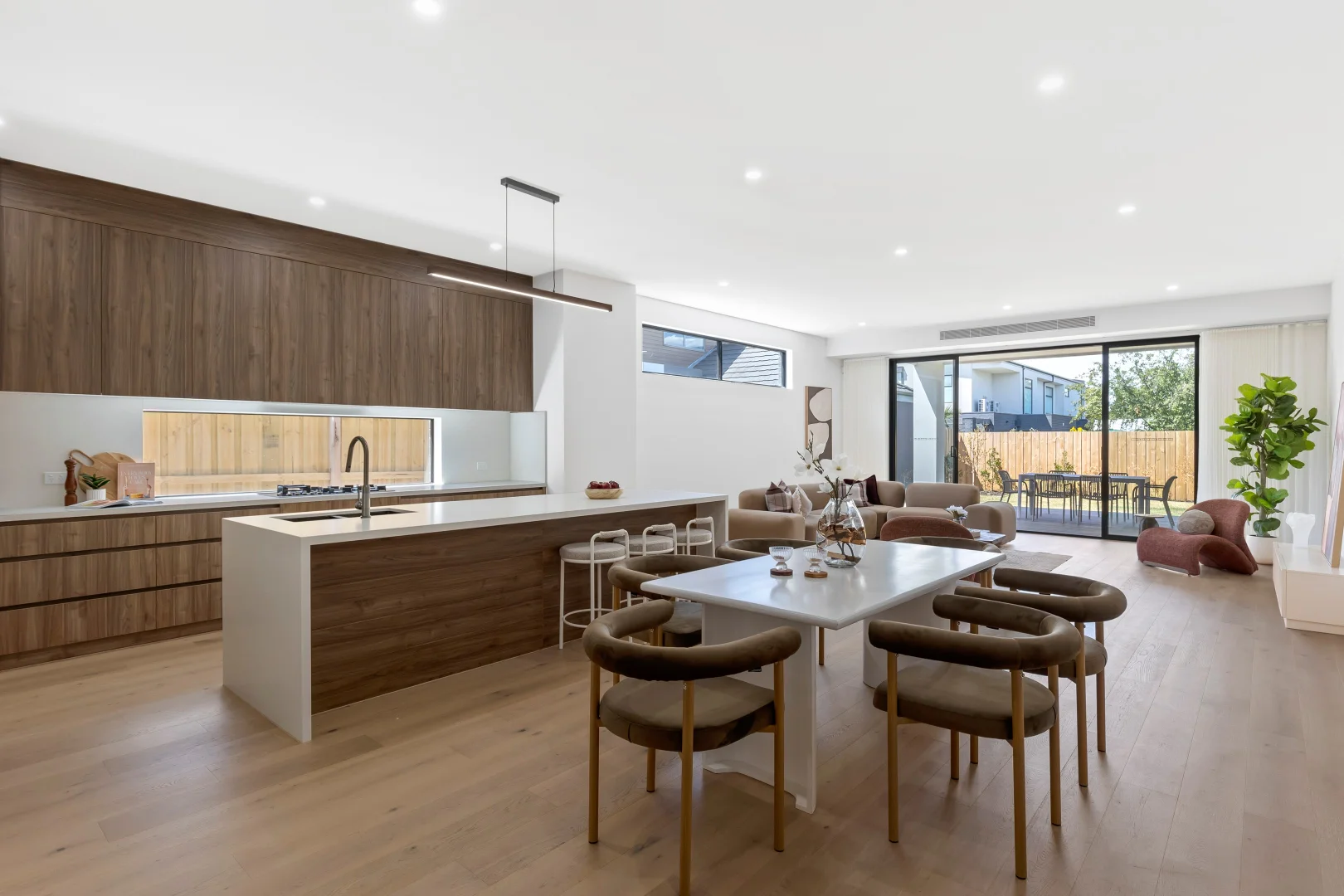 Additional image 4 of 4A Fenacre Street, Strathmore VIC 3041